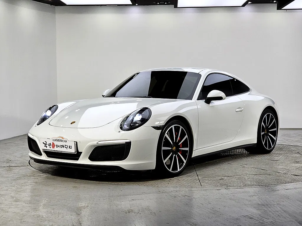 911