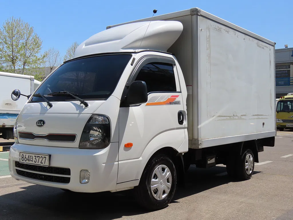 Bongo 3 Truck