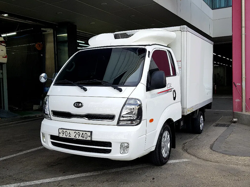 Bongo 3 Truck